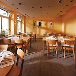 Hotell La Belle Vue Boutique & Cafe Spiez
