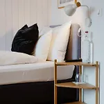 La Belle Vue Boutique & Cafe 3*
