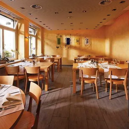 Hotel La Belle Vue Boutique & Cafe Spiez