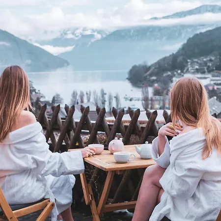 Hotel La Belle Vue Boutique & Cafe Spiez