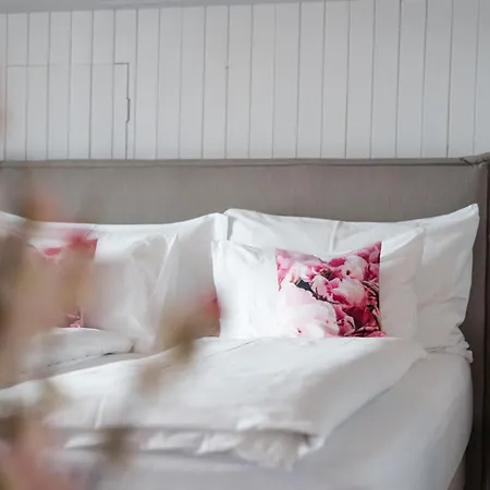 La Belle Vue Boutique Hotel&café