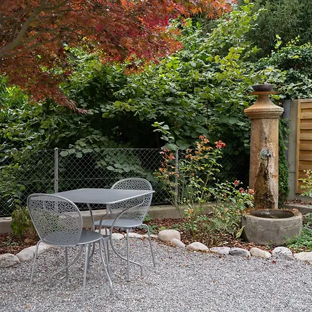 La Belle Vue Boutique Hotel&café