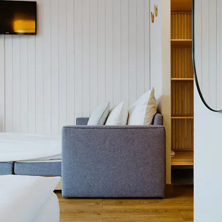 La Belle Vue Boutique & Cafe 3*