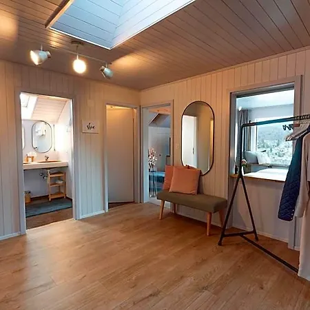 Ξενοδοχείο La Belle Vue Boutique & Cafe Spiez
