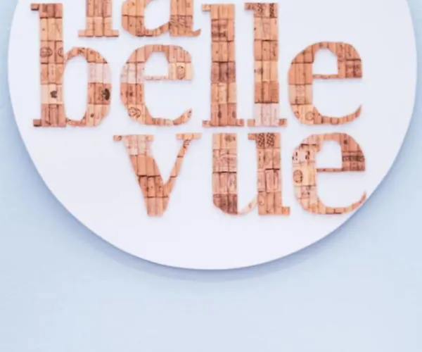 La Belle Vue Boutique & Cafe 호텔 3*