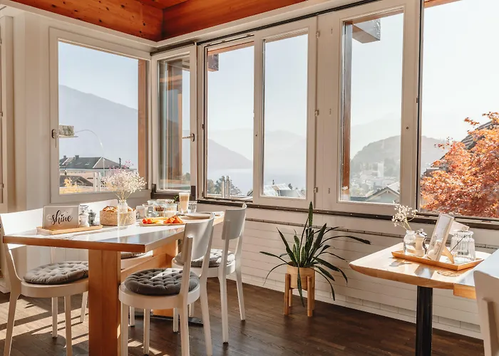 La Belle Vue Boutique & Cafe 3*