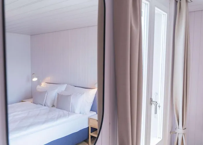 La Belle Vue Boutique & Cafe Hotel