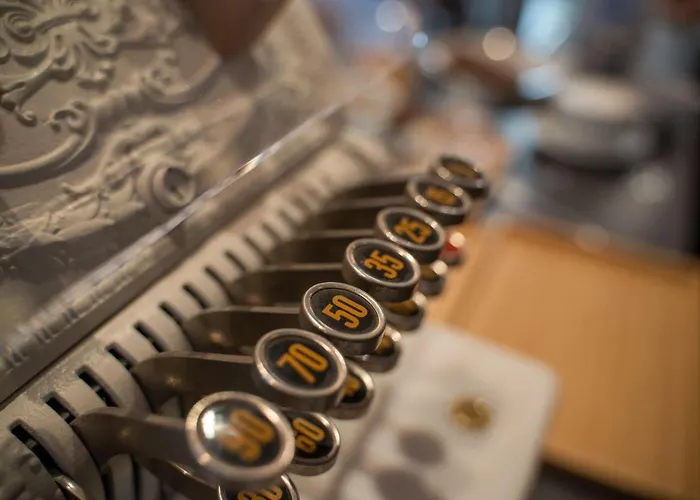 La Belle Vue Boutique & Cafe 3*