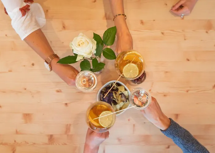 Hotel La Belle Vue Boutique & Cafe 3*