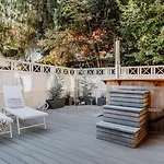 Hotel La Belle Vue Boutique & Cafe