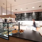 La Belle Vue Boutique & Cafe 3* Spiez