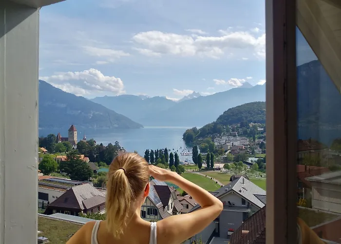 La Belle Vue Boutique & Cafe Spiez