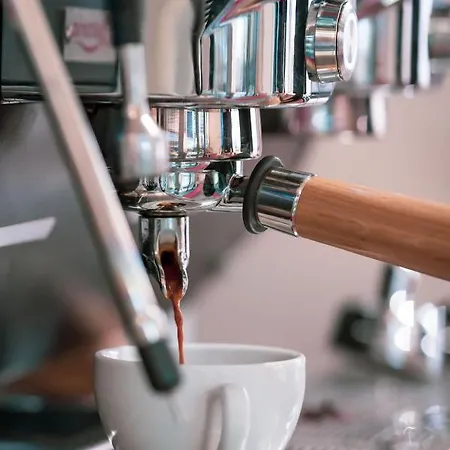 La Belle Vue Boutique & Cafe Hotell 3*