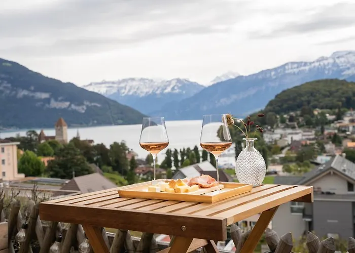 Szálloda La Belle Vue Boutique & Cafe Spiez