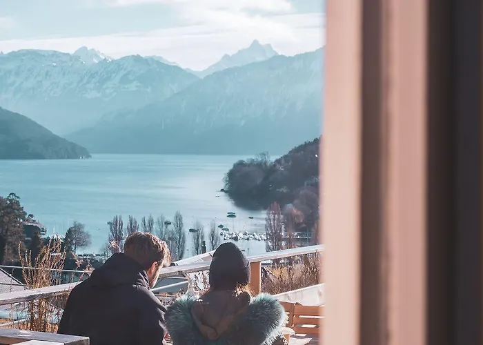 Szálloda La Belle Vue Boutique & Cafe Spiez