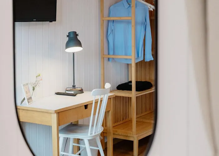 La Belle Vue Boutique & Cafe